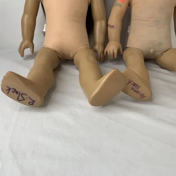 American Girl Dolls Lot of 2 for parts or repair/ As-Is Not Broken Blonde Brown